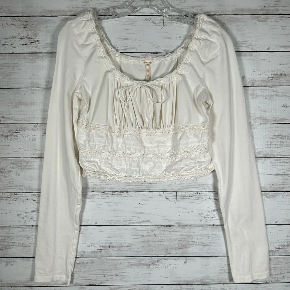 Free People Scarlet Smocked Crop Milkmaid T-shirt Knit Ivory Long Sleeve Top M